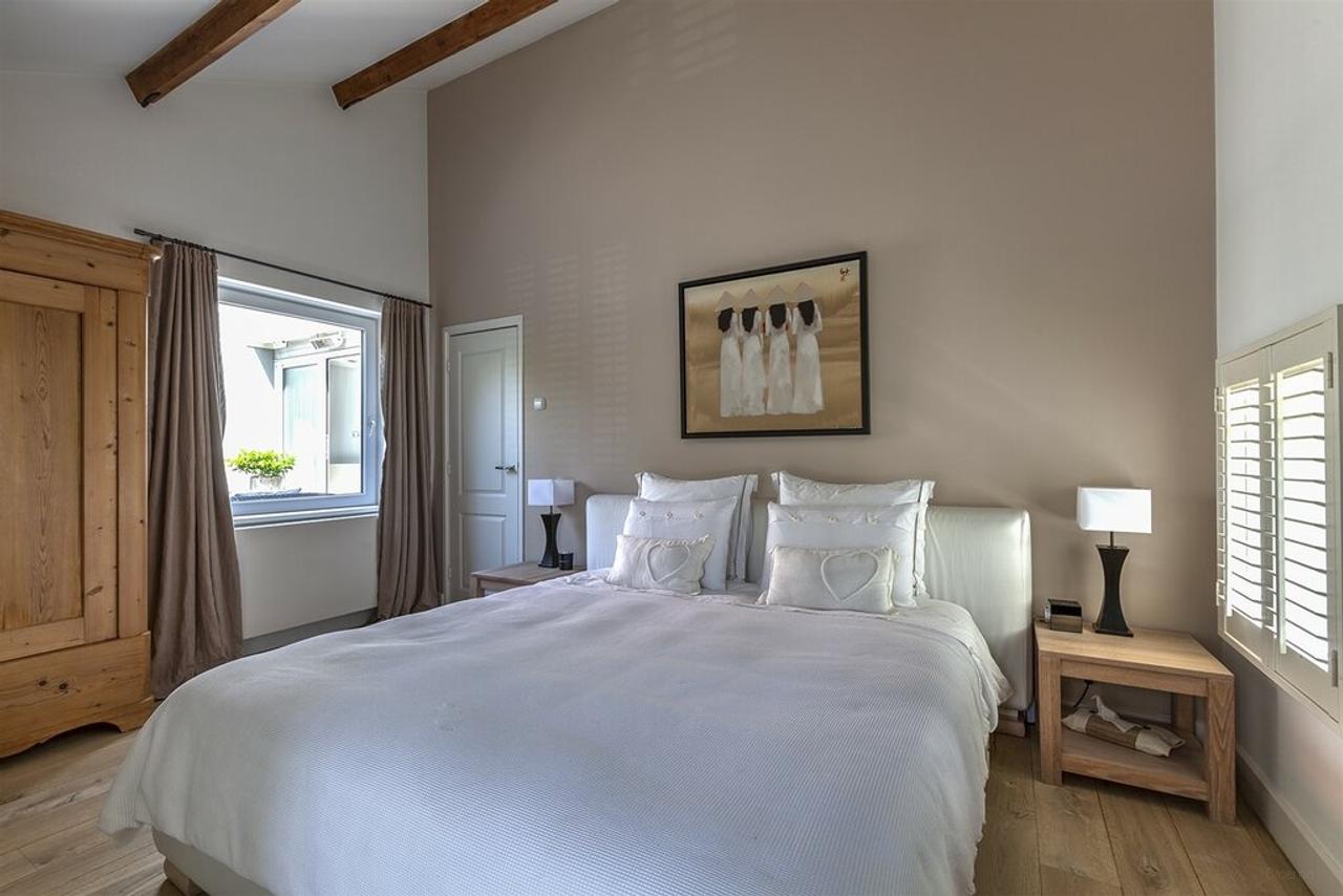 4-Bedroom Upper House with Large Roof Terrace - Image 17