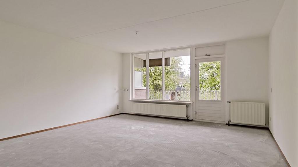 3-kamerappartement met balkon in Binnenstad-West - Afbeelding 1