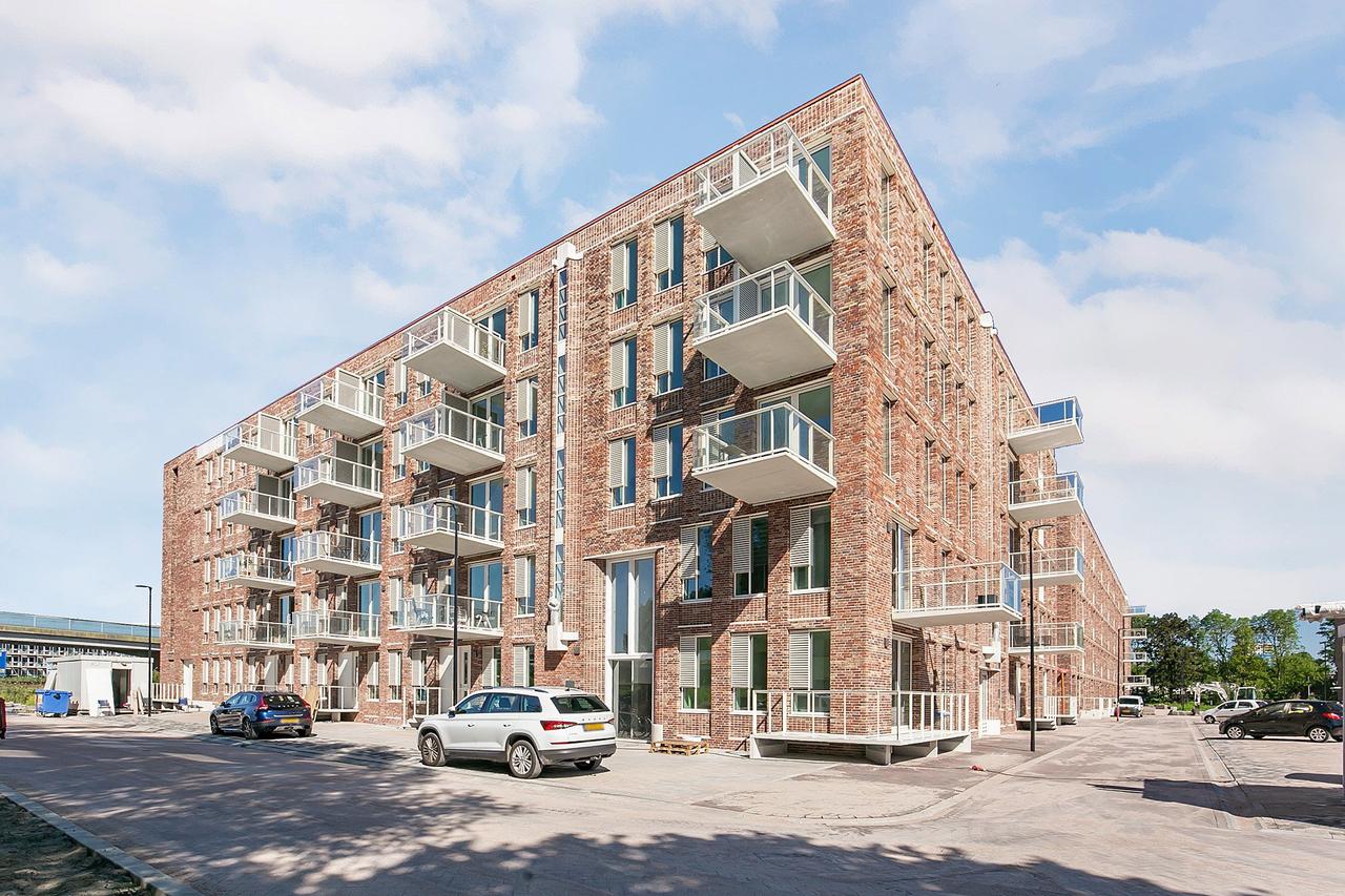 Gasloos 2-kamerappartement met zonbalkon - Afbeelding 23