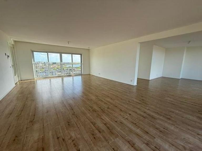 185 m² apartment with terrace and 3 bedrooms in IJburg - Image 12
