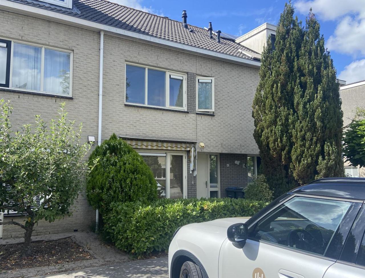Furnished 4-Bedroom House - Image 1