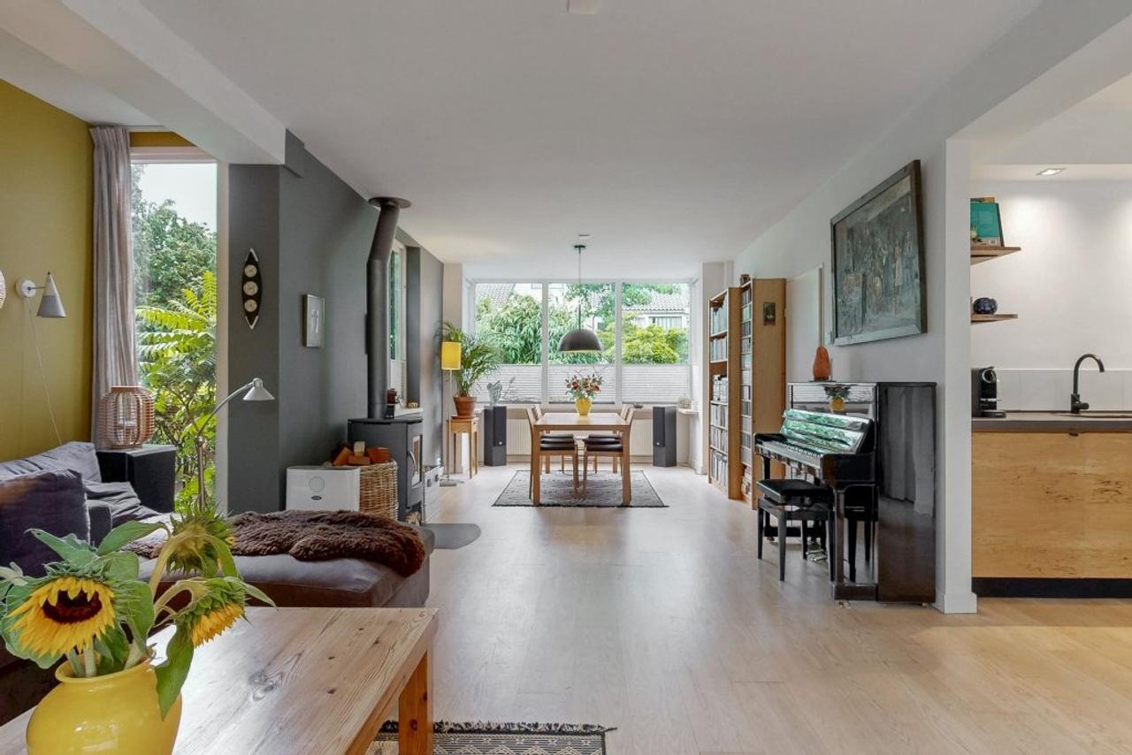 Gemeubileerde hoekwoning met tuin in Bergen - Afbeelding 6