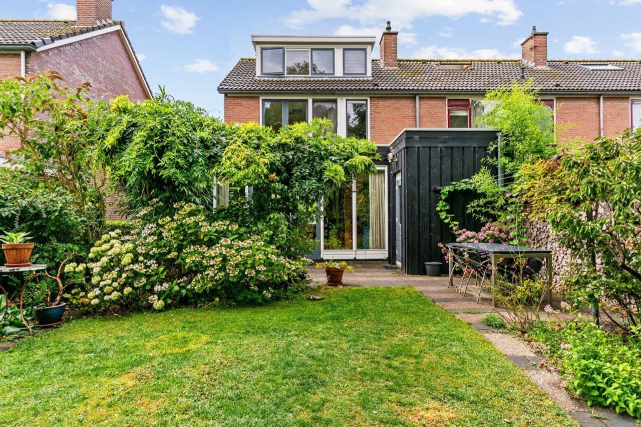 Gemeubileerde hoekwoning met tuin in Bergen - Afbeelding 17