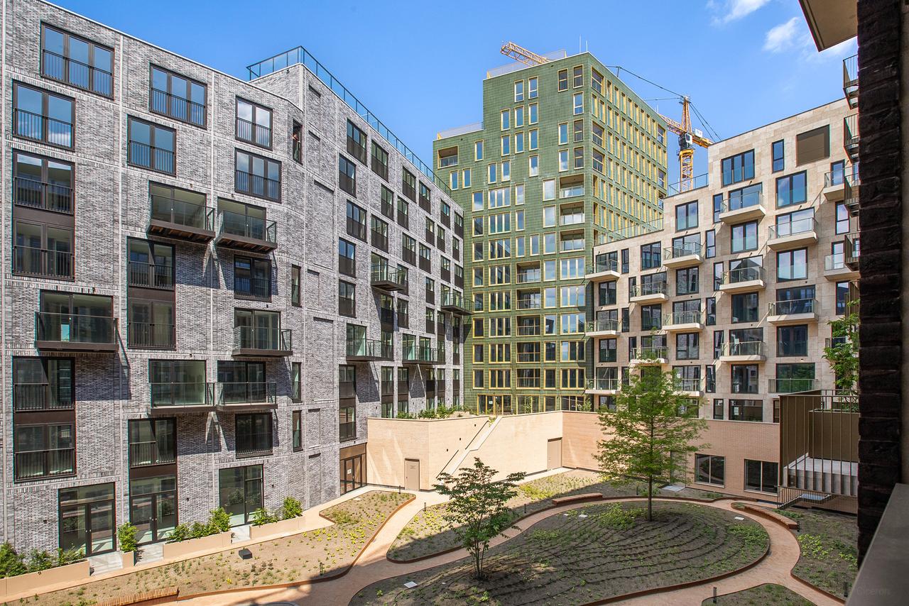 2-slaapkamer appartement met balkon in Hyde Park - Afbeelding 2