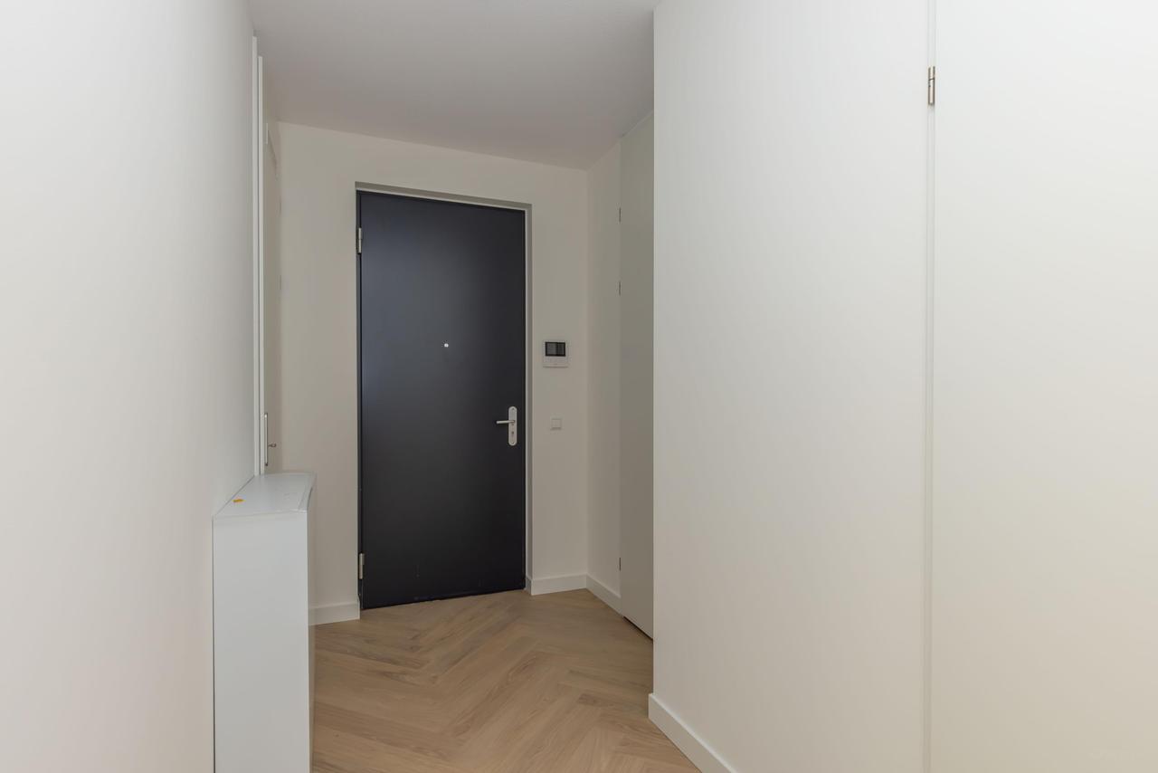 2-slaapkamer appartement met balkon in Hyde Park - Afbeelding 5