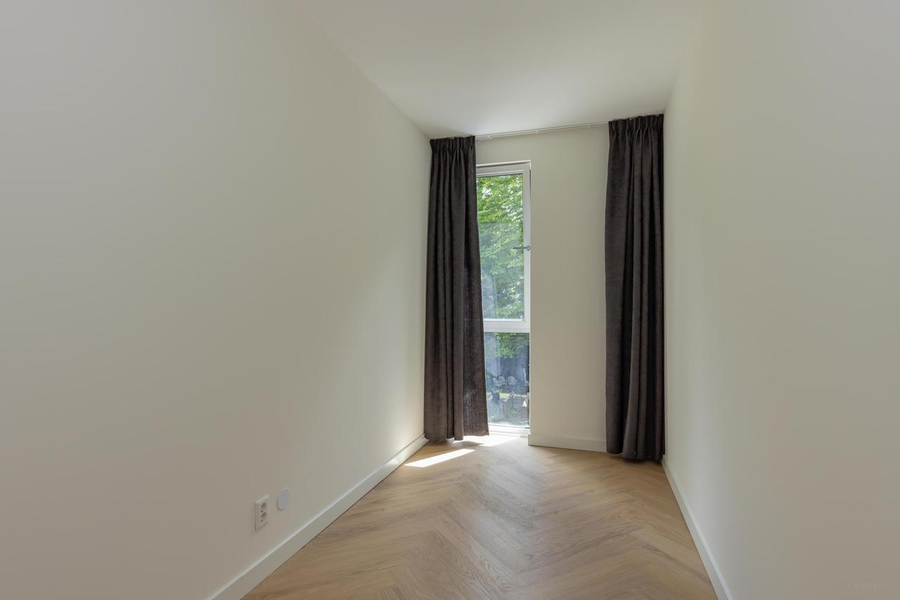 2-slaapkamer appartement met balkon in Hyde Park - Afbeelding 13