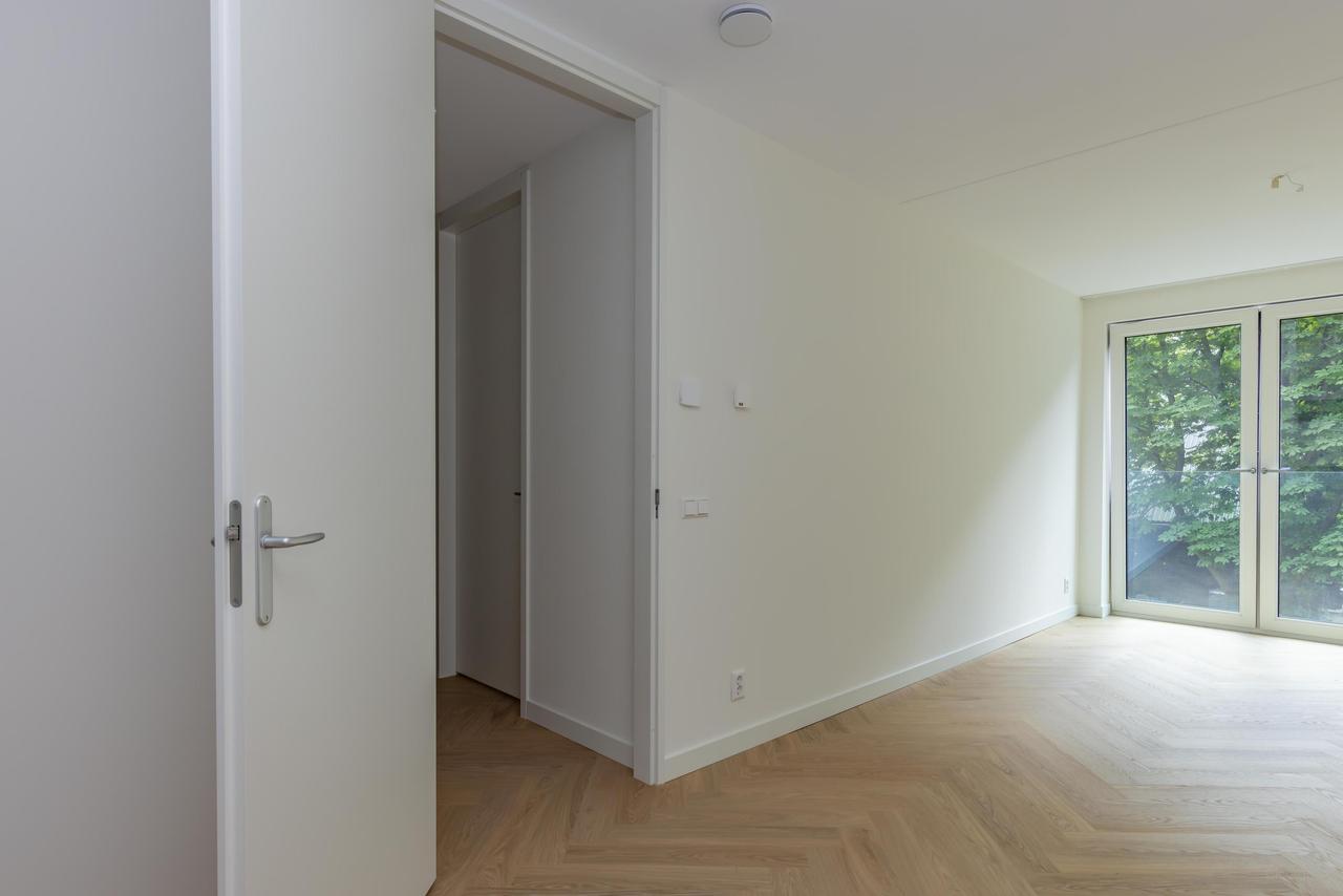 2-slaapkamer appartement met balkon in Hyde Park - Afbeelding 16