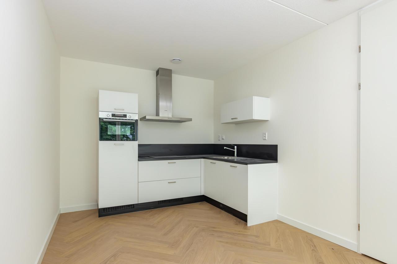 2-slaapkamer appartement met balkon in Hyde Park - Afbeelding 19