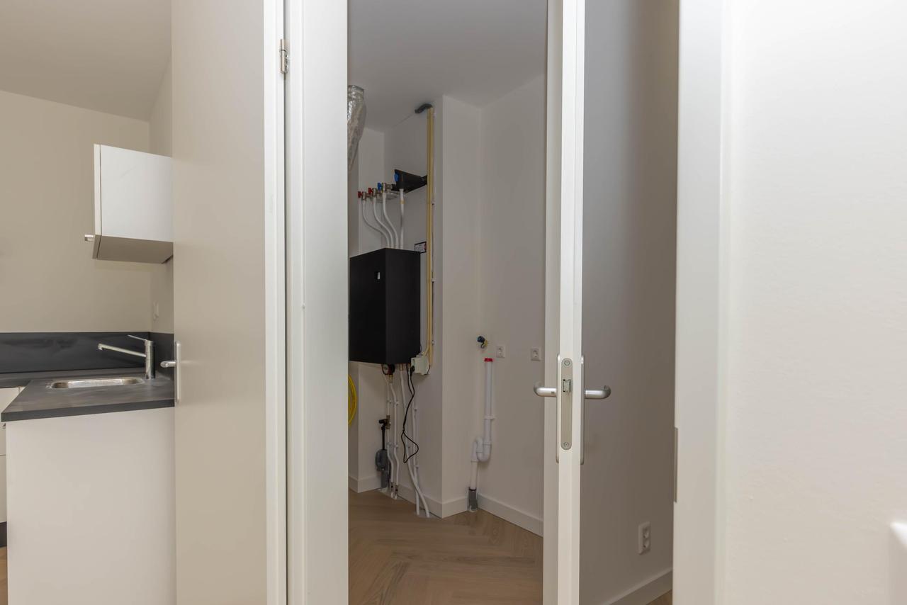 2-slaapkamer appartement met balkon in Hyde Park - Afbeelding 20