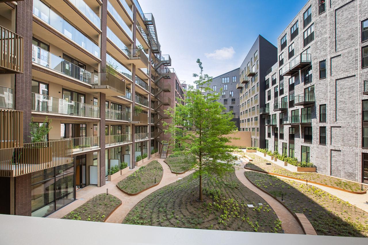 2-slaapkamer appartement met balkon in Hyde Park - Afbeelding 22