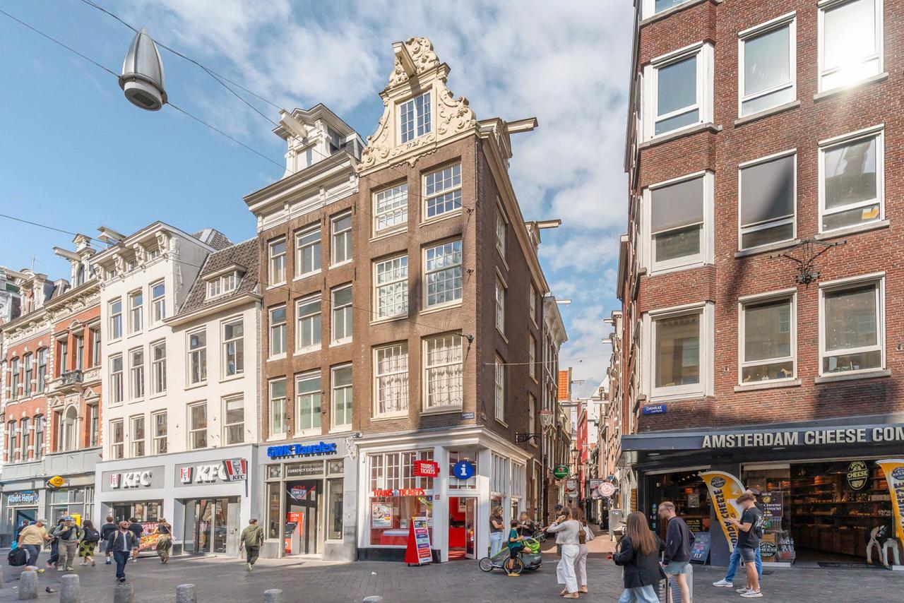 Apartment in the heart of Burgwallen-Nieuwe Zijde - Image 5