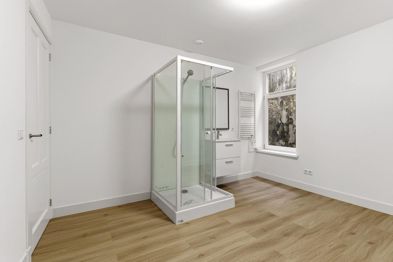 Apartment in the heart of Burgwallen-Nieuwe Zijde - Image 16