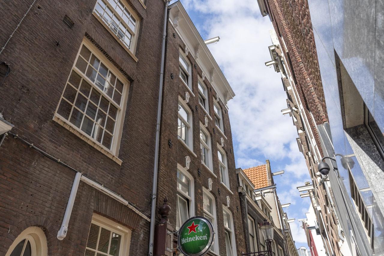 Apartment in the heart of Burgwallen-Nieuwe Zijde - Image 17