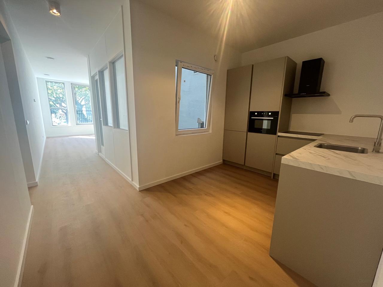 4-Room Apartment for Sharers on 's-Gravendijkwal - Image 2