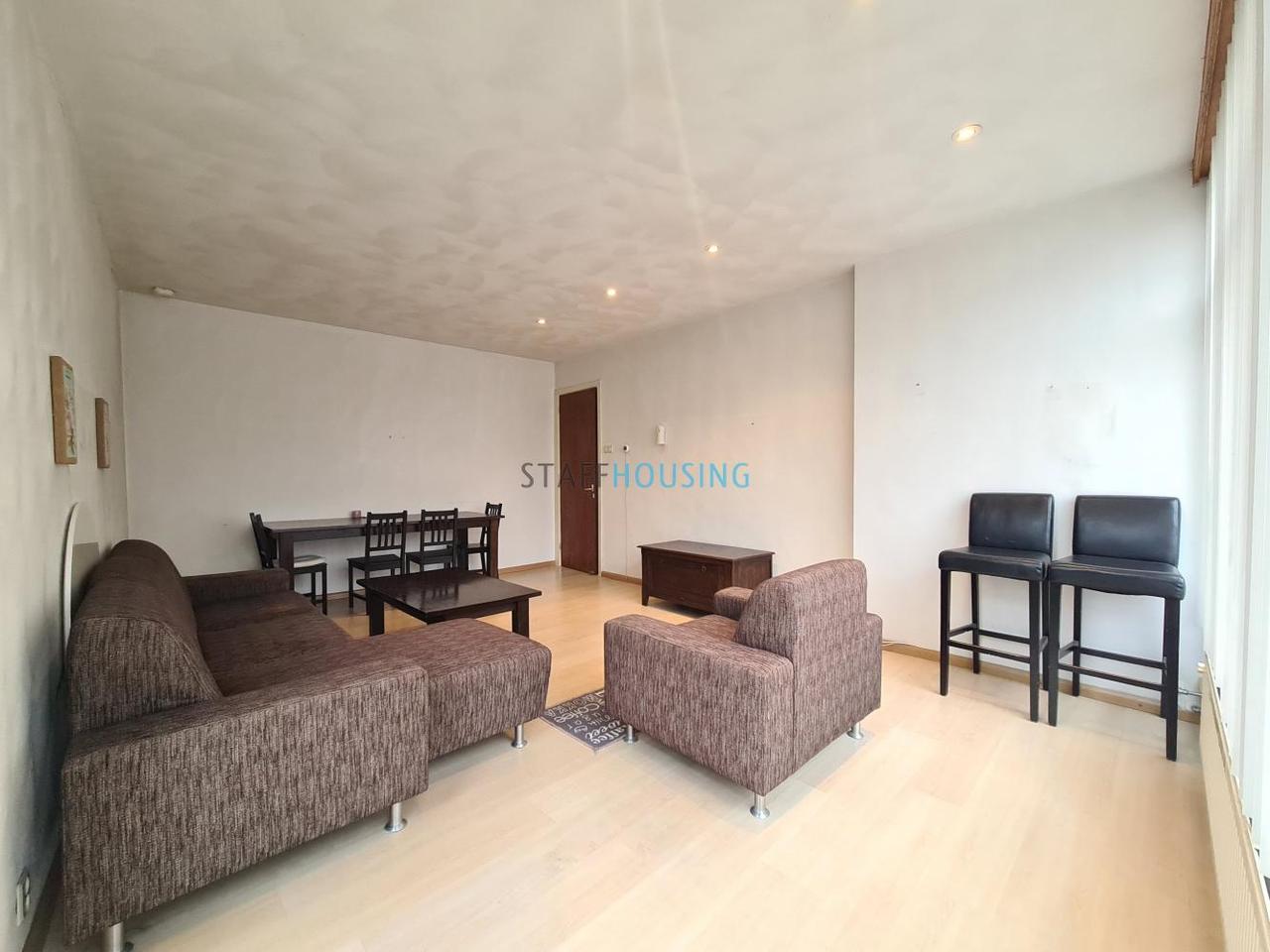 Gemeubileerd 4-kamerappartement met balkon - Afbeelding 6