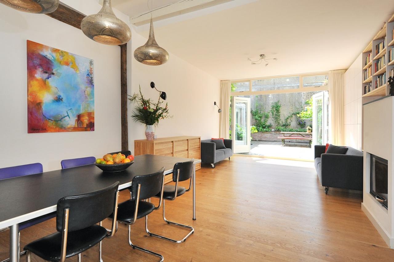 180 m² Townhouse with Garden in Delft - Image 1