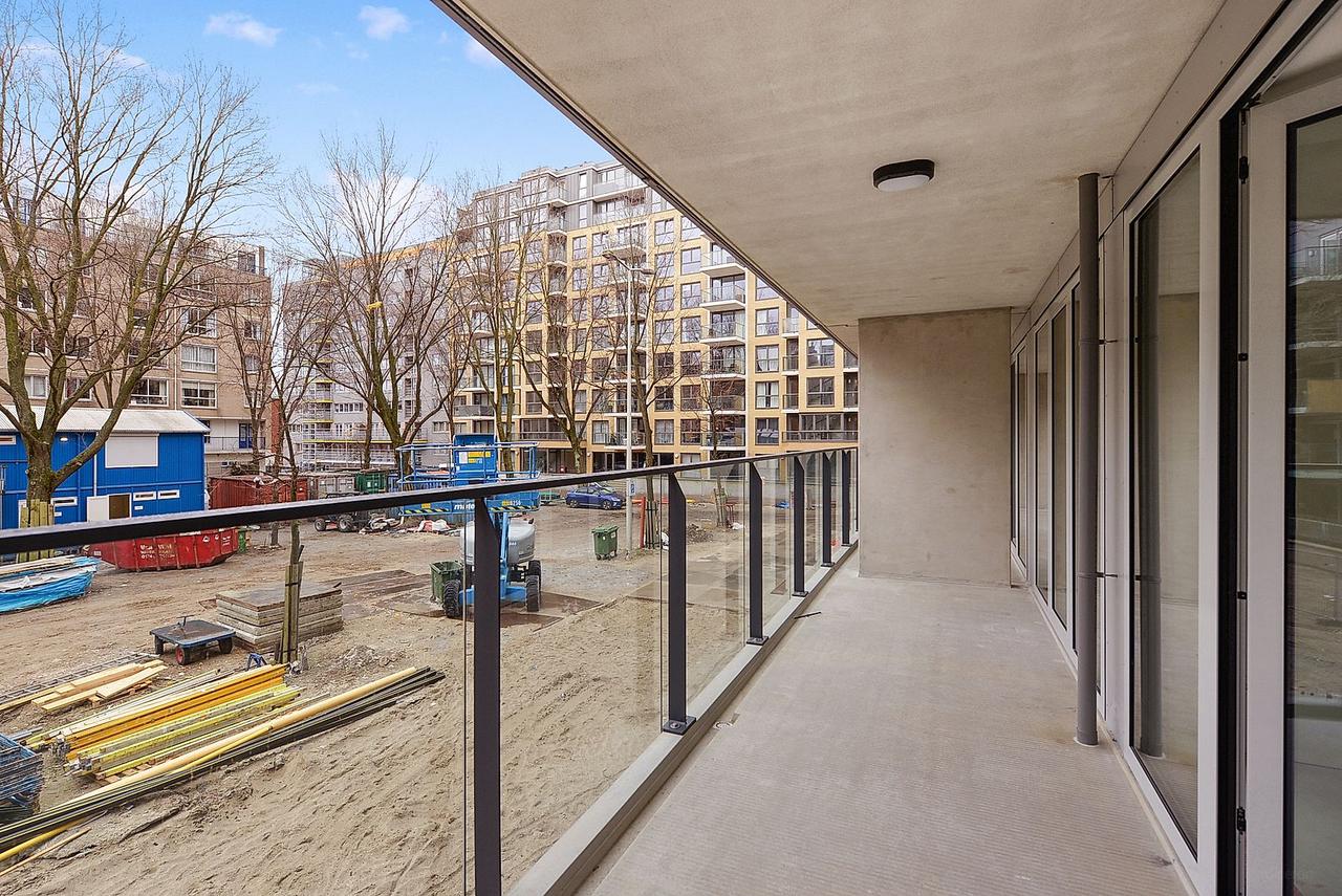 Studio with large balcony in Stadhoudersplantsoen - Image 5