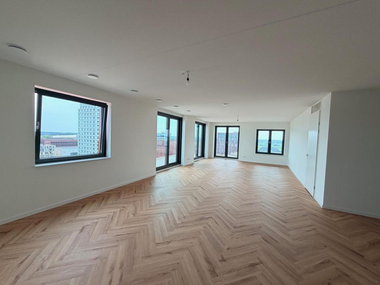137 m² met 3 slaapkamers in Paleiskwartier - Afbeelding 2
