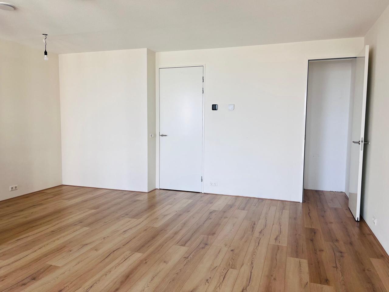 69 m² apartment with balcony in Oostenburg - Image 7