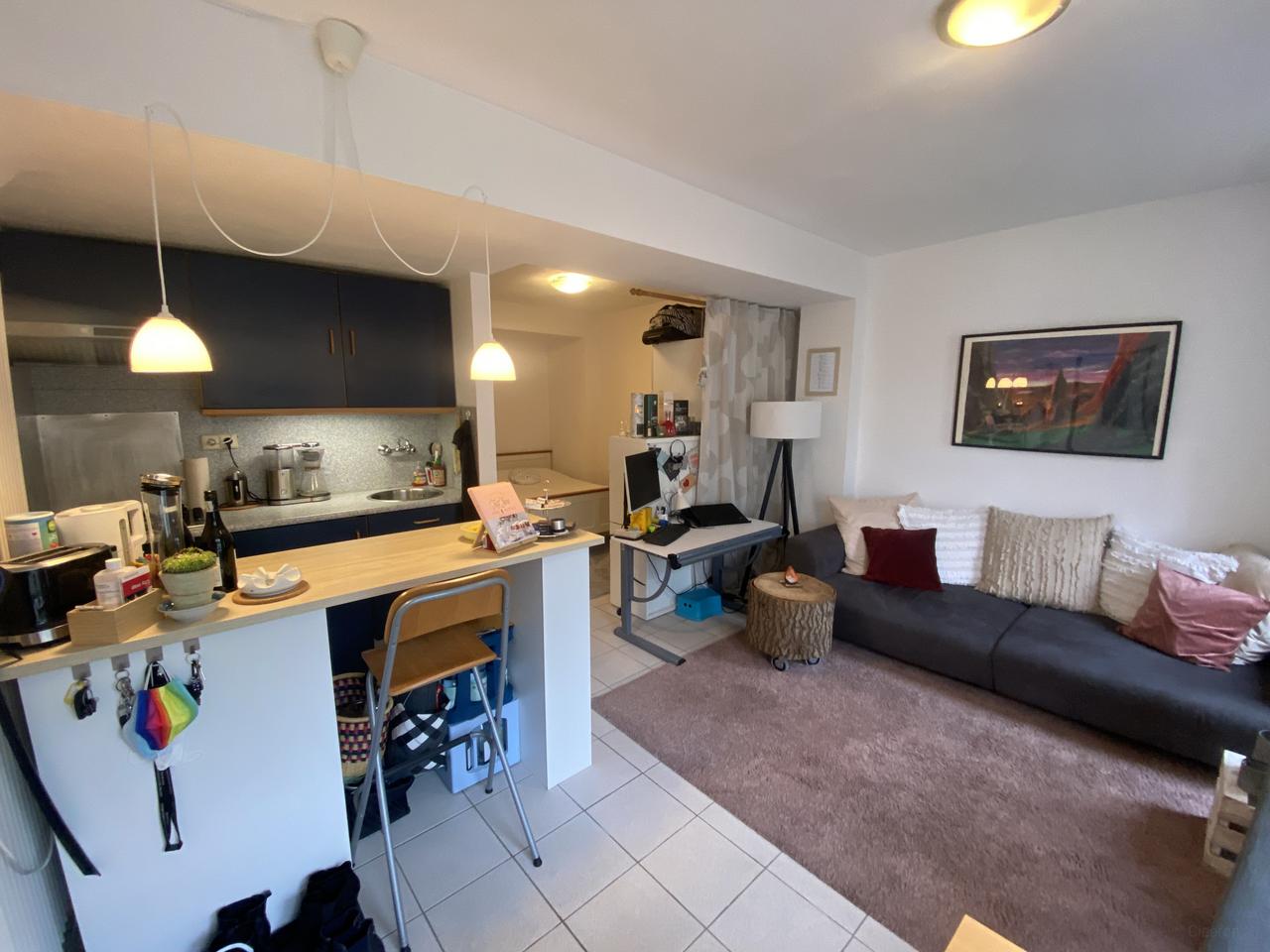 Bright Studio with Separate Bedroom in Heugem - Image 2