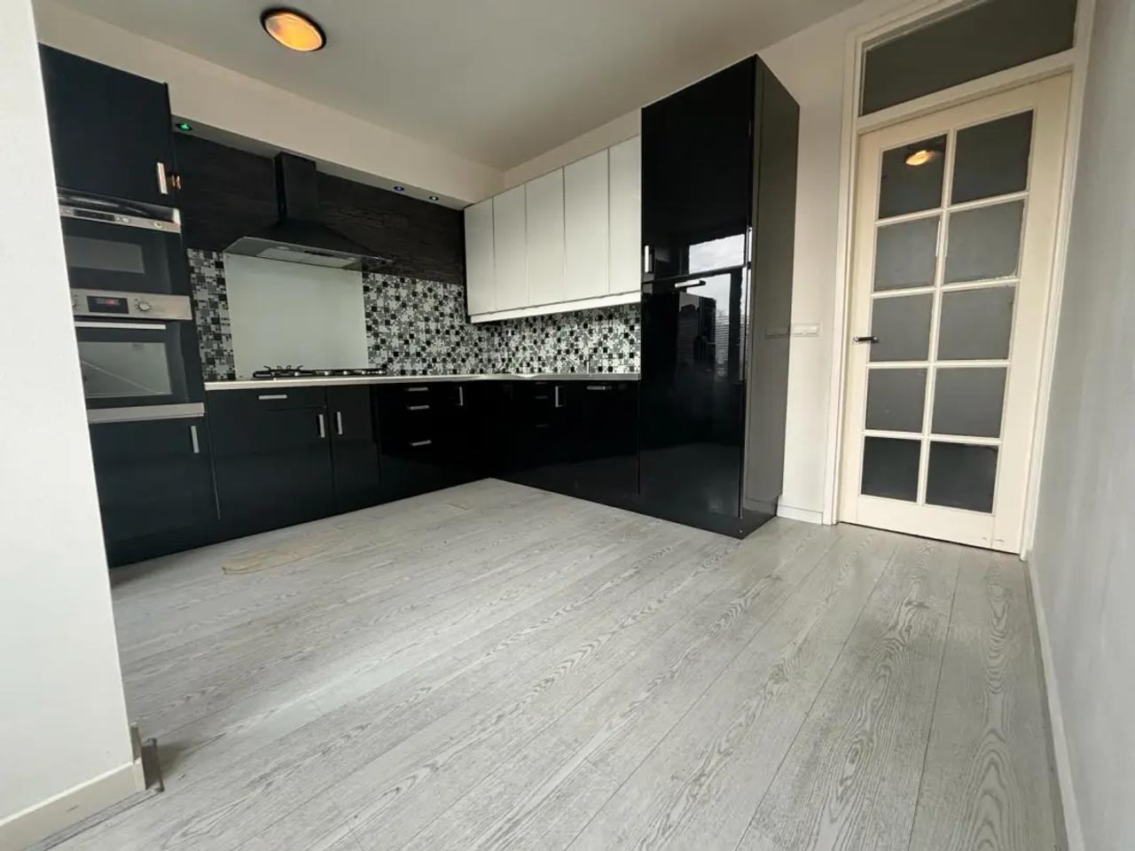 124 m² appartement met 5 slaapkamers - Afbeelding 2