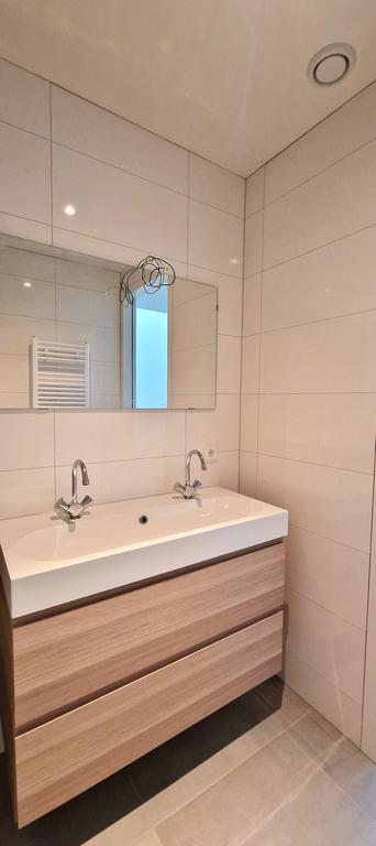 4-Room Apartment with 2 Bathrooms in Hoorn - Image 19