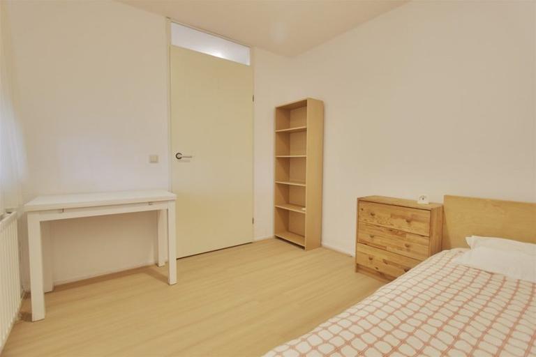 2-Bedroom Apartment with Terrace in Westwijk - Image 19