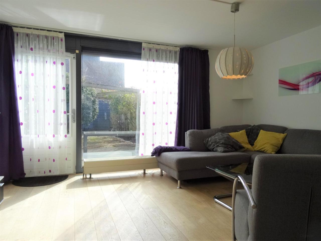Family Home with Garden in De Meern - Image 1