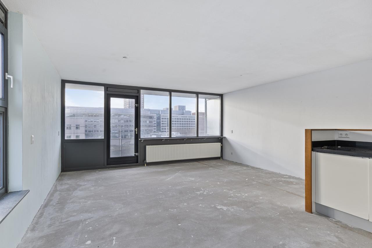 Licht 3-kamerappartement met balkon - Afbeelding 4