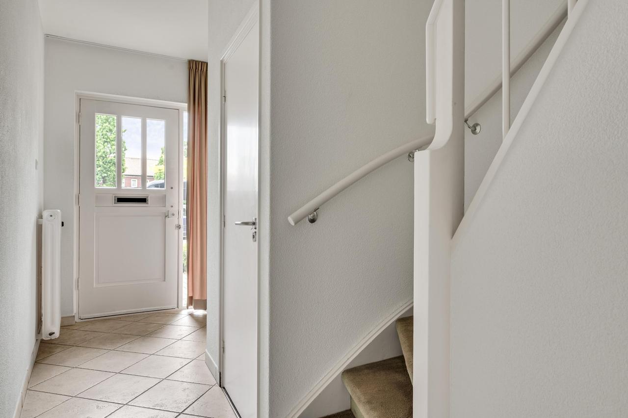 4-slaapkamer huurwoning met tuin en garage - Afbeelding 6