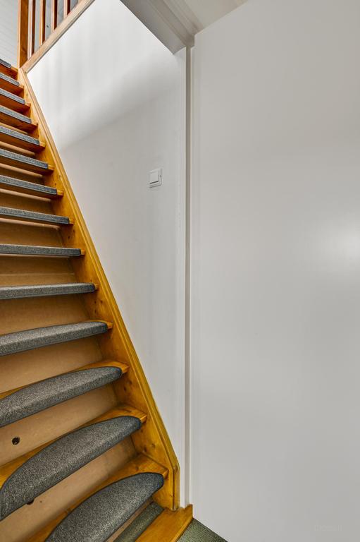 4-slaapkamer huurwoning met tuin en garage - Afbeelding 24