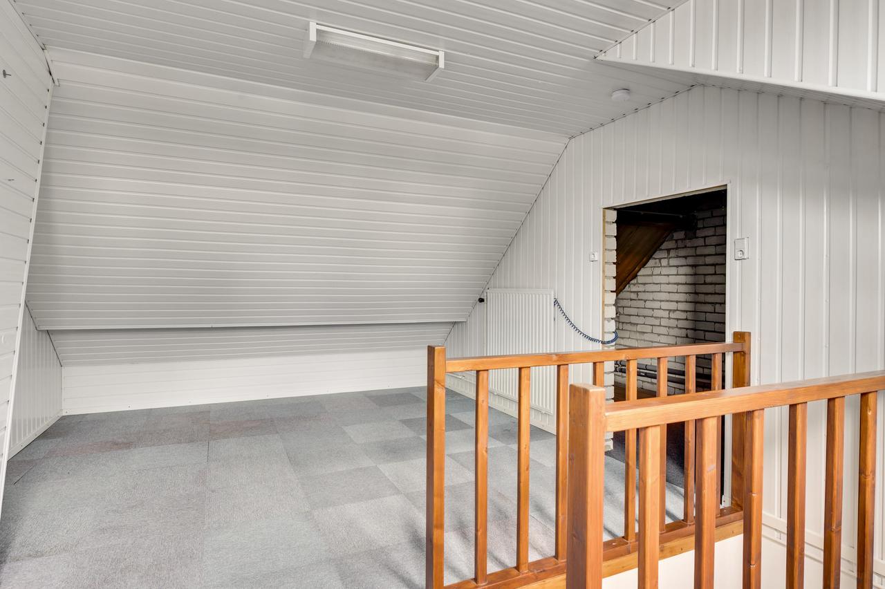 4-slaapkamer huurwoning met tuin en garage - Afbeelding 26