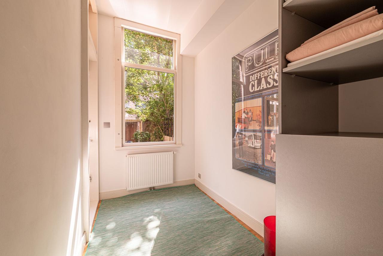 3-room apartment with garden in Indische Buurt - Image 19