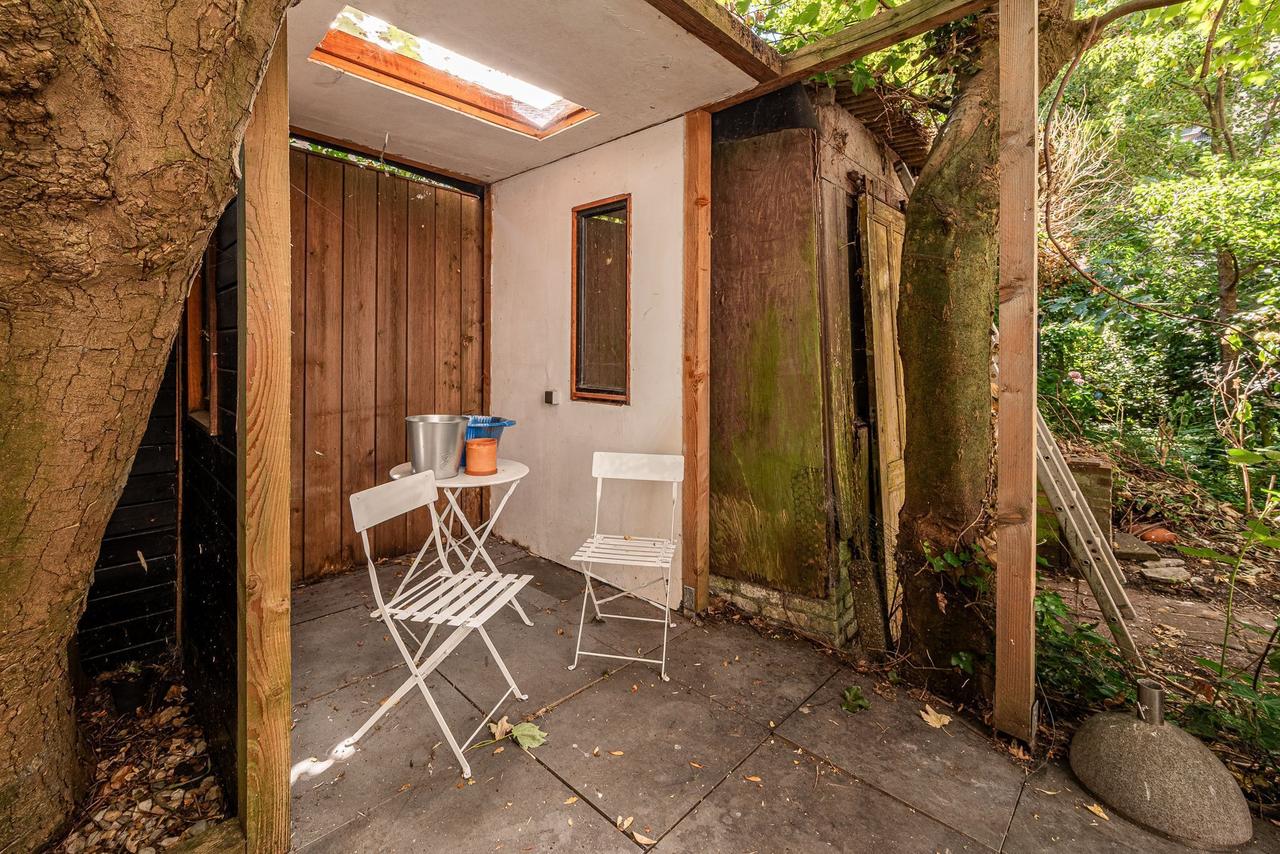 3-room apartment with garden in Indische Buurt - Image 23