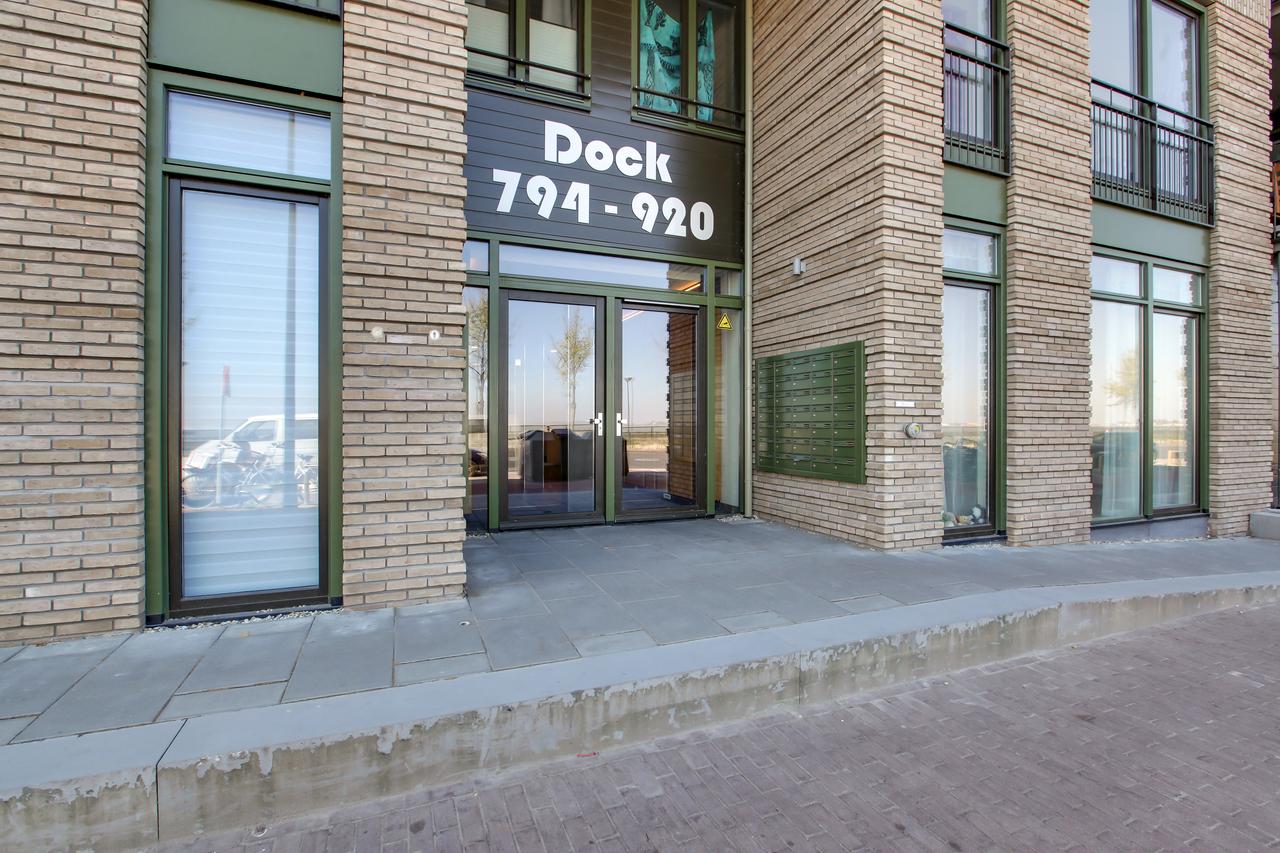 3-kamer appartement met balkon op IJburg - Afbeelding 1