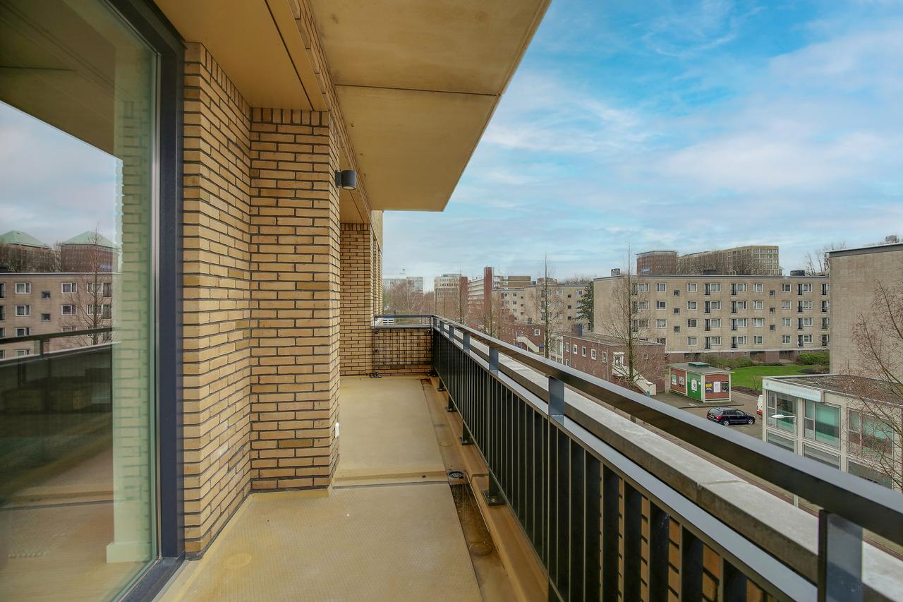 74 m² appartement met 2 slaapkamers - Afbeelding 24