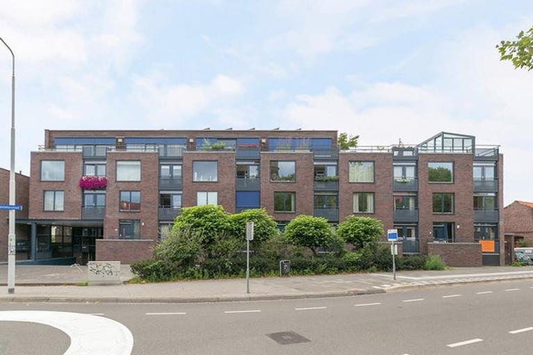 92 m² appartement met terras en parkeren - Afbeelding 2