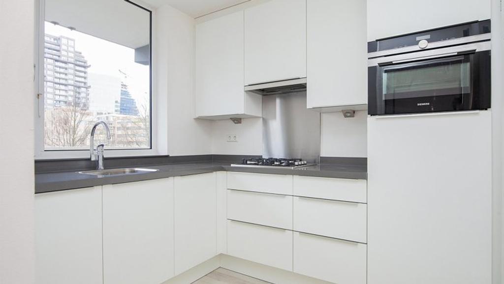 2-slaapkamerappartement met zonnig balkon - Afbeelding 3