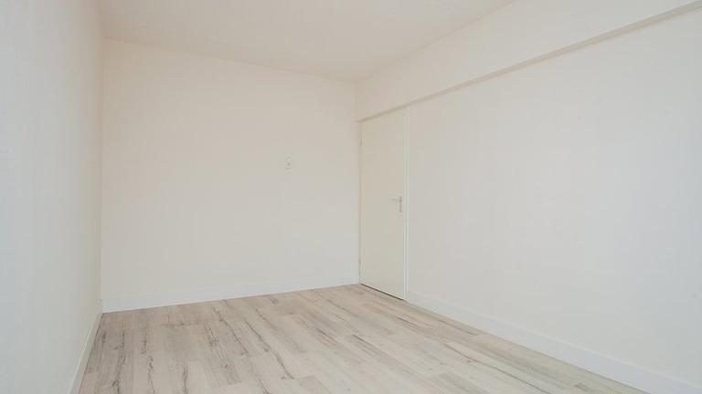 2-slaapkamerappartement met zonnig balkon - Afbeelding 4
