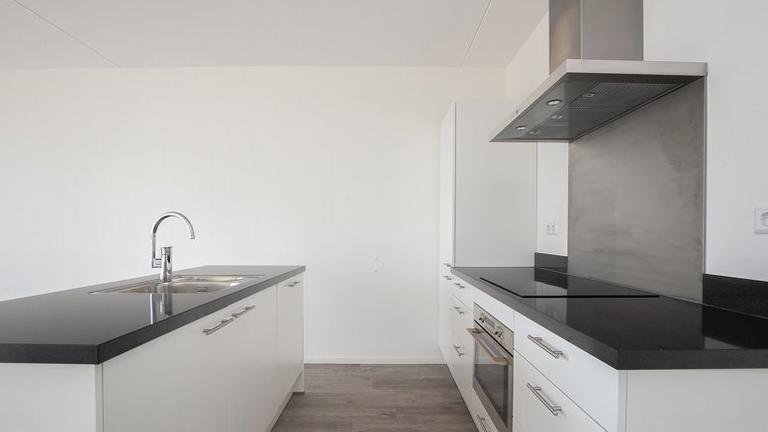 Wonen op de 12e met balkon in Rotterdam - Afbeelding 4