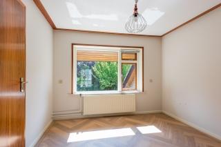 Detached Villa with Garden in the Heart of Nijkerk - Image 26