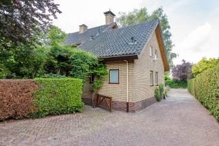 Detached Villa with Garden in the Heart of Nijkerk - Image 31