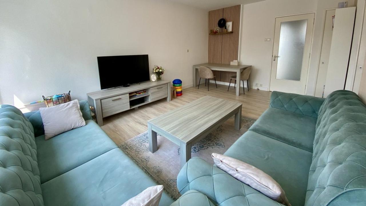 Furnished Family Home with Garden - Image 3