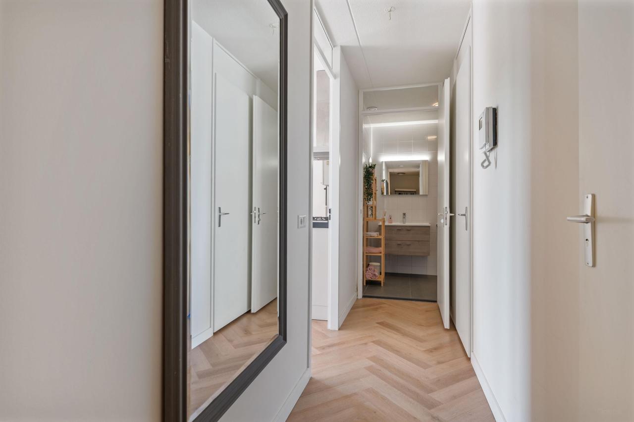 Sunny 1-Bedroom Apartment in Bosch en Vaart - Image 3