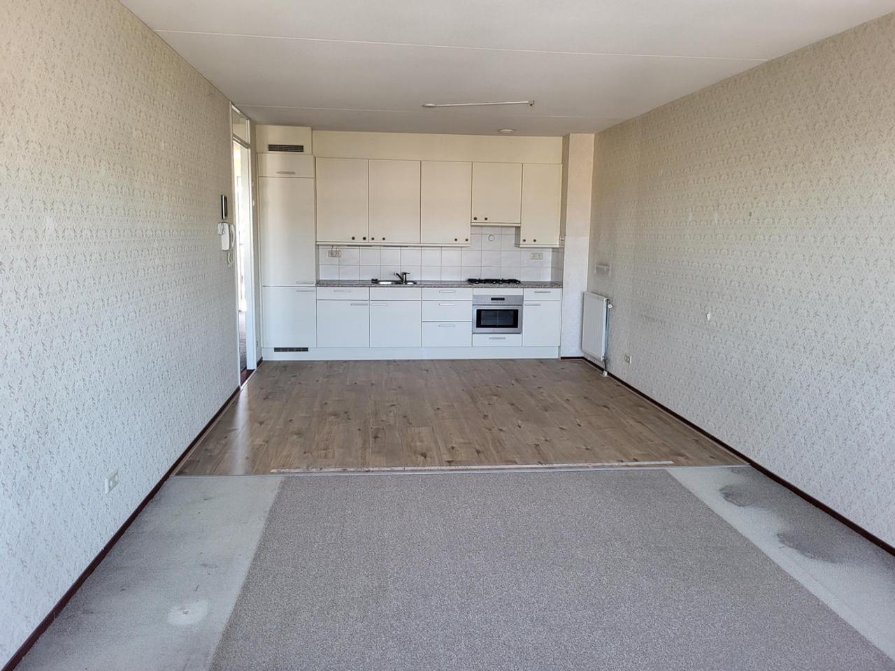 102 m² Apartment with Elevator in Brunssum - Image 5