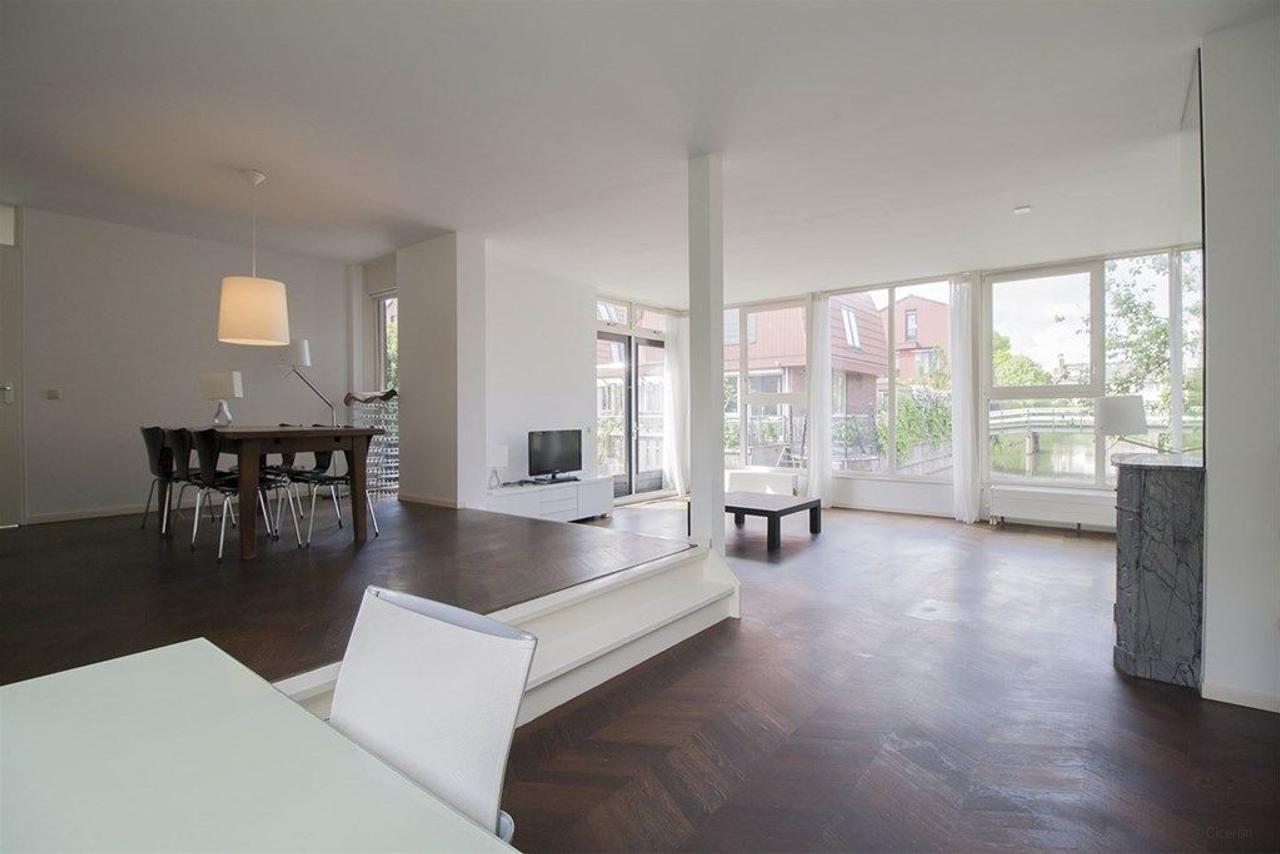 Vrijstaande villa aan het water in Oosteinde - Afbeelding 10