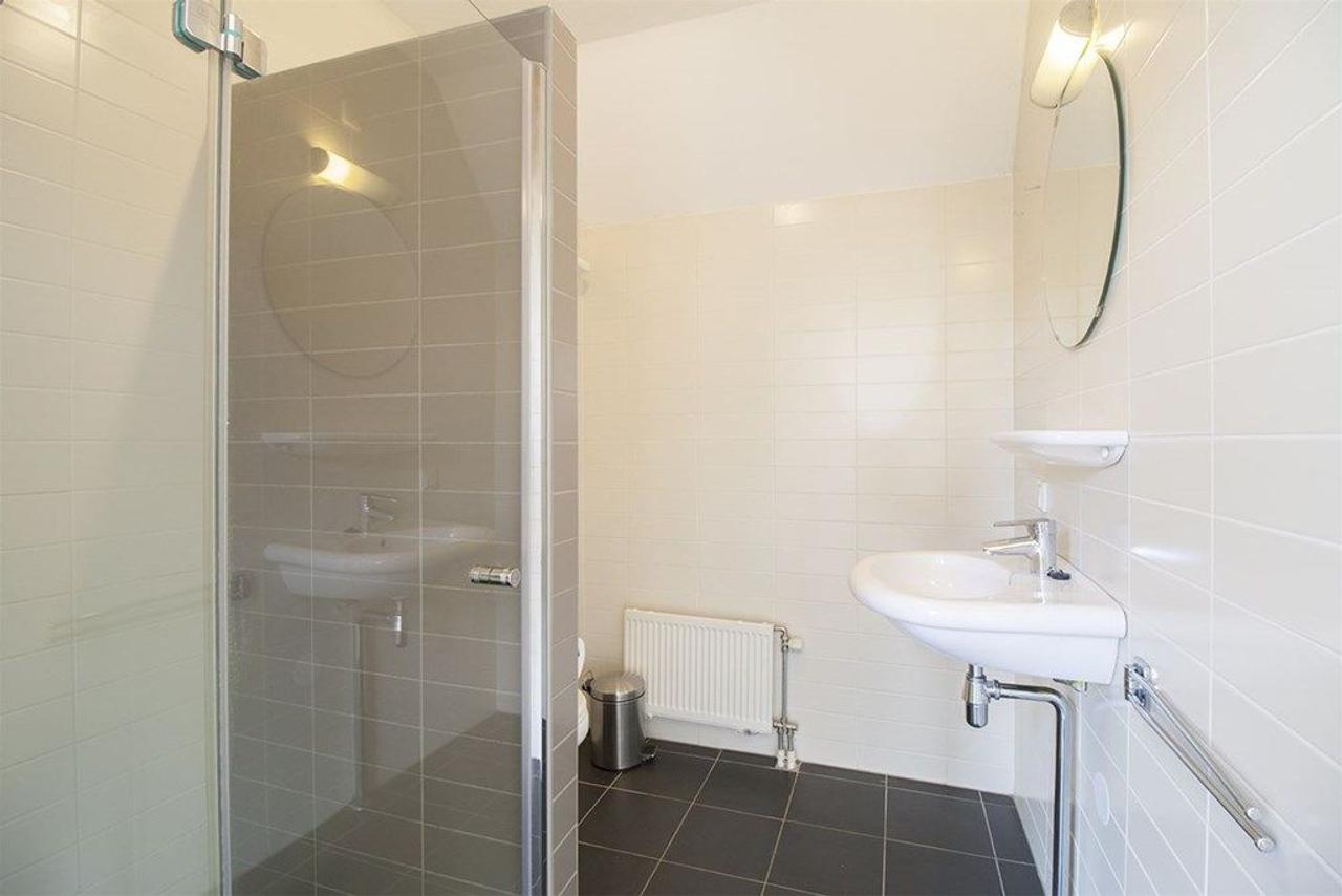 Vrijstaande villa aan het water in Oosteinde - Afbeelding 27
