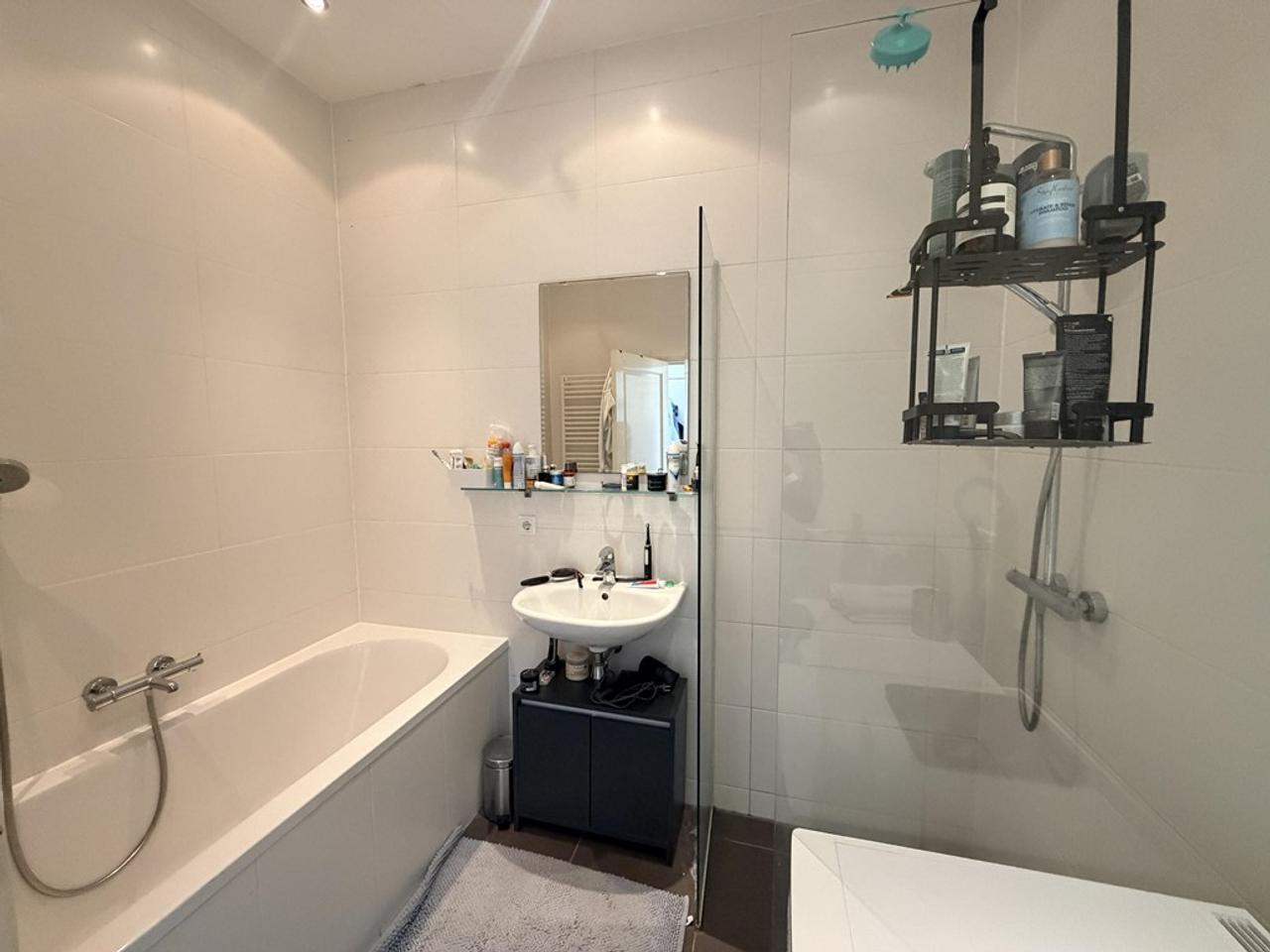 75 m² Apartment with Large Balcony in Utrecht - Image 17