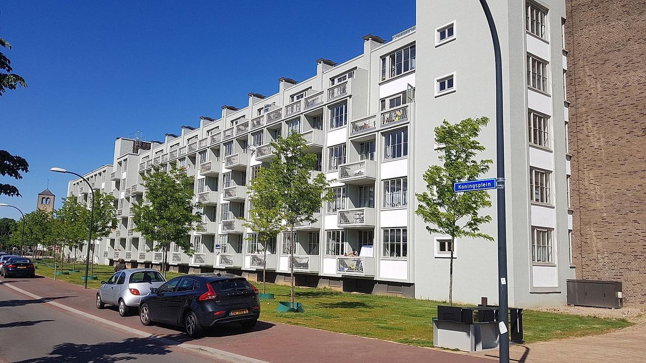 49 m² apartment with balcony in Wyckerpoort - Image 1