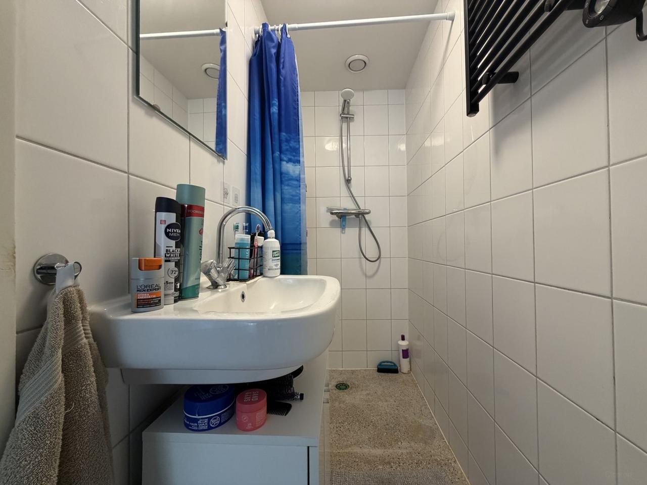 4-room apartment with sunny balcony - Image 8